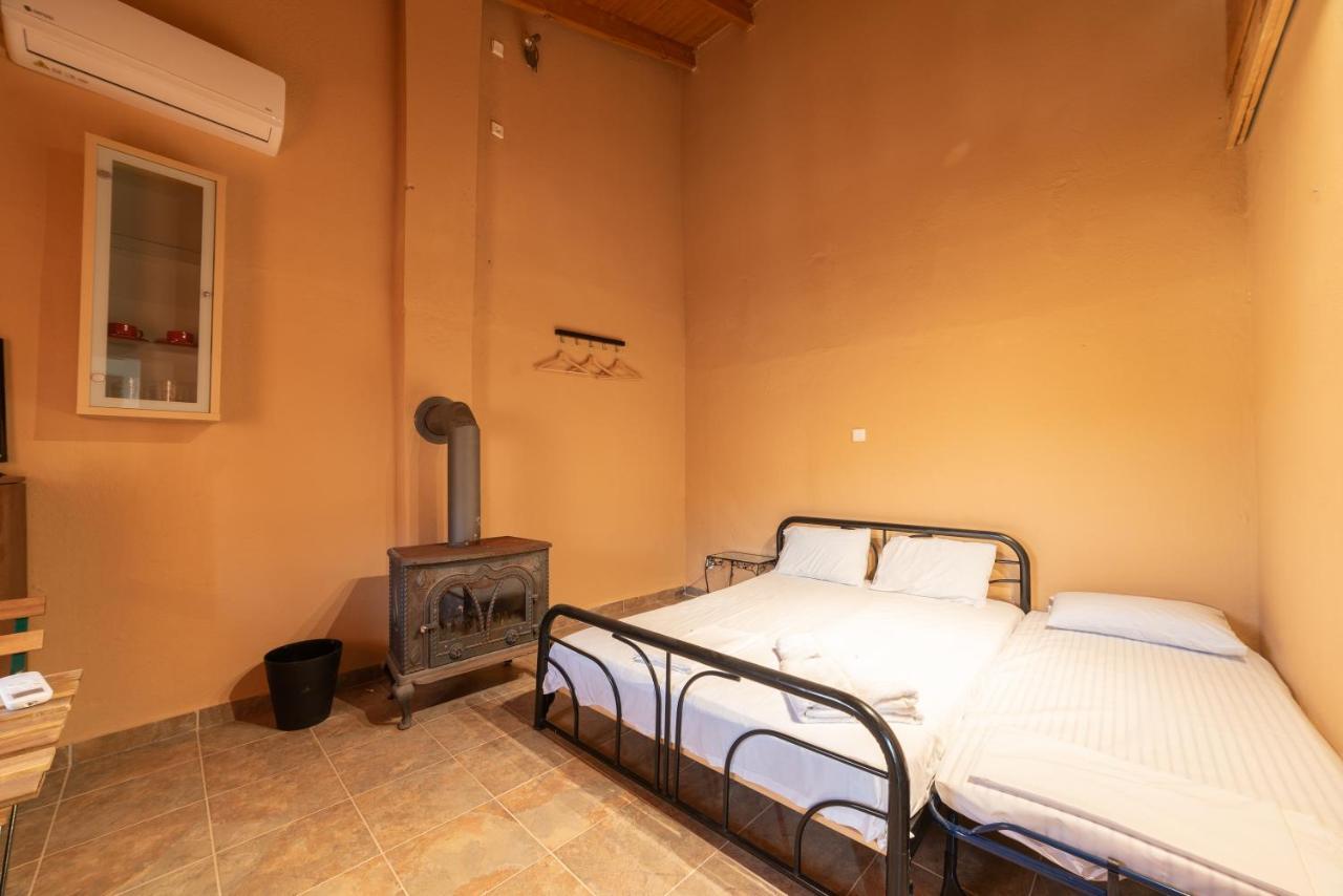 Maison Agistro Hotel Angistron Ngoại thất bức ảnh